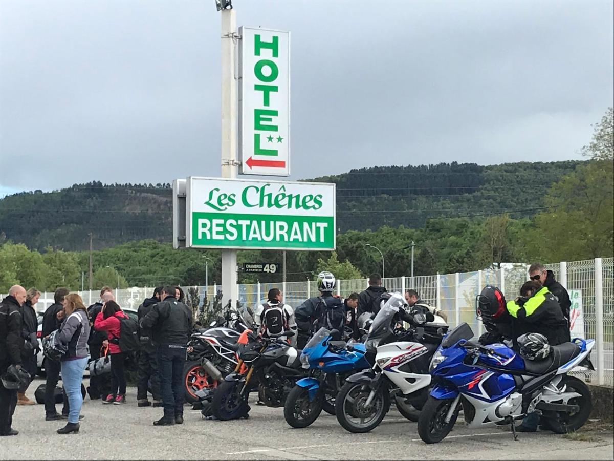 Hotel Les Chenes Sisteron Exteriör bild